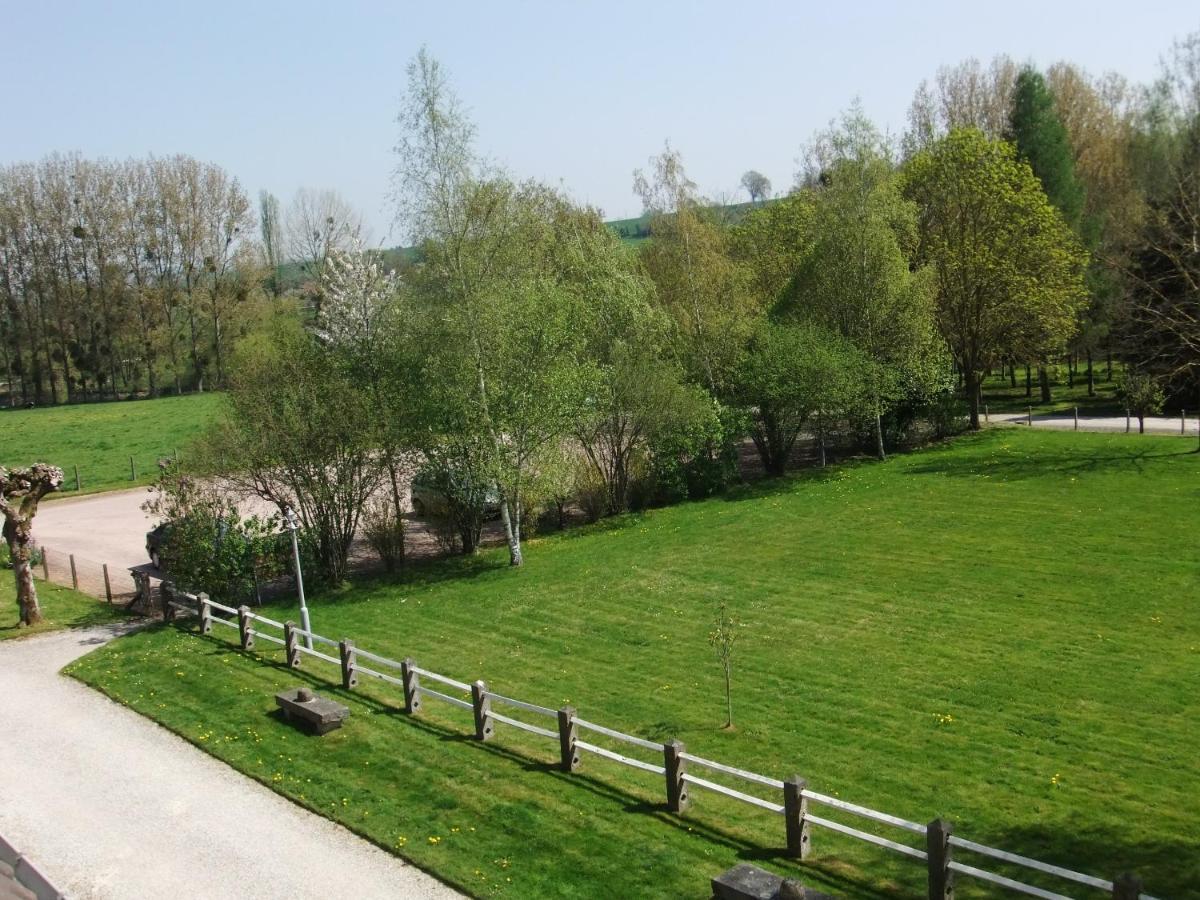Gites De L'Aumondiere Conde-sur-Noireau Экстерьер фото